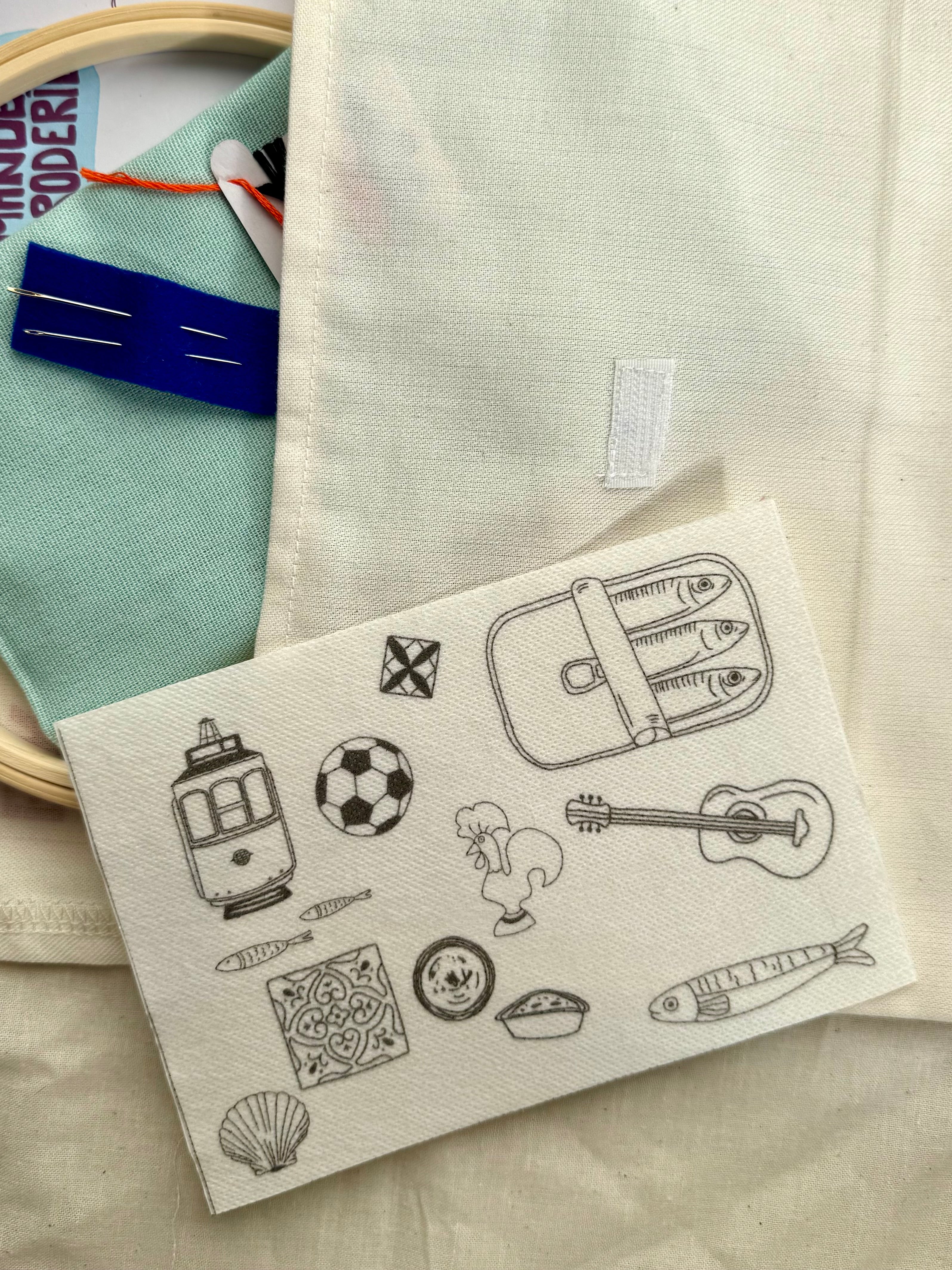 Kit : Brode et Voyage